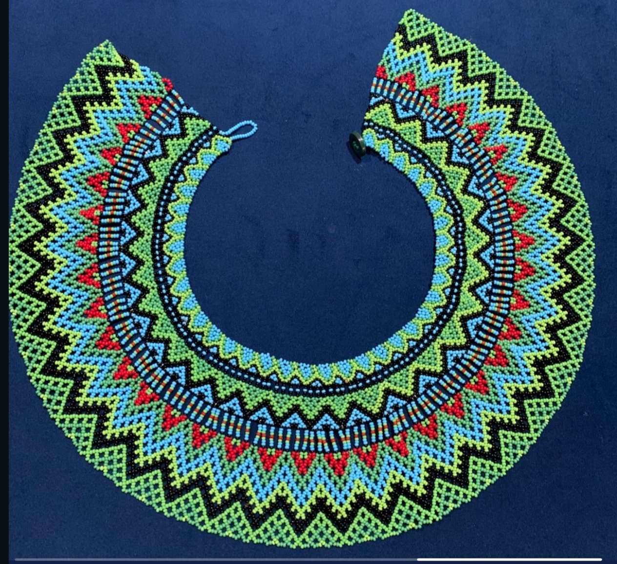 Akori Bead Choker — Green