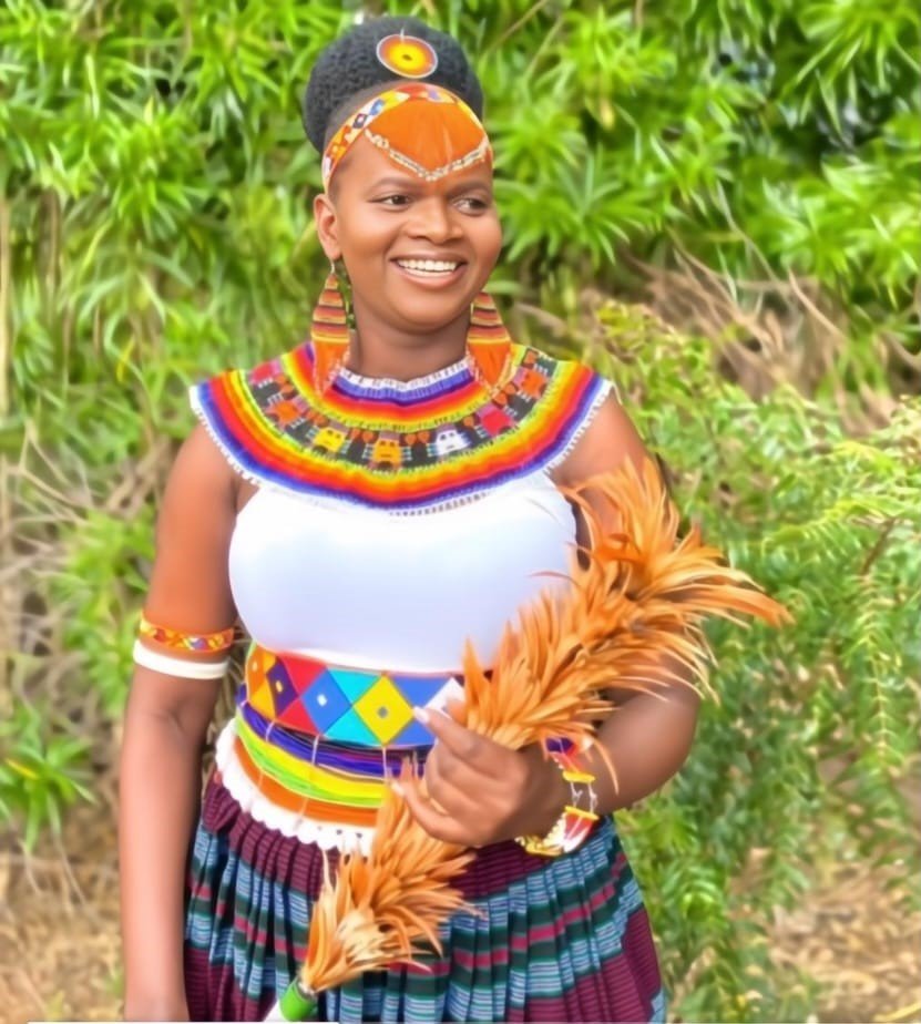 Set Mimi — Full Cultural Regalia